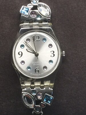 GORGEOUS SWATCH WATCH FROM 2007 #935 WATER RESISTANT GREAT GIFT IDEA