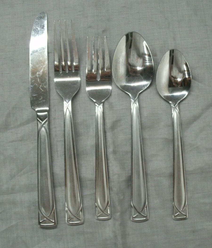 Cambridge CROSSROADS SAND Stainless Set of 47" Dinner Forks Satin
