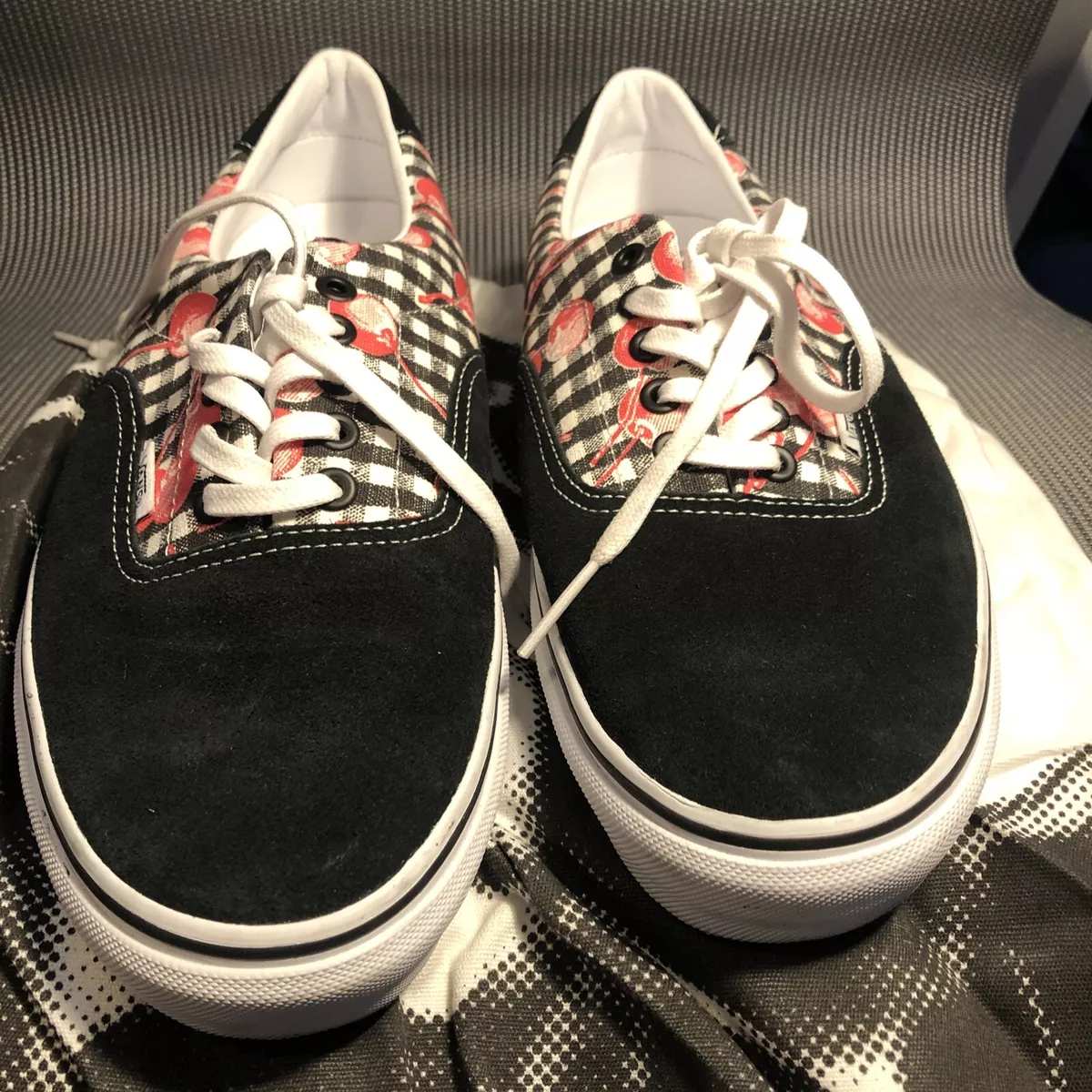 Cherry clearance bomb vans