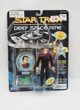 Star Trek DS9 Q Brand NEW Sealed Action Figure Playmates 1994 With Space Cap