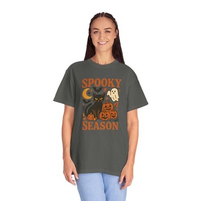 Spooky Season Cat T-shirt, Halloween Tee, Comfort Colors, Ghost Design [...]