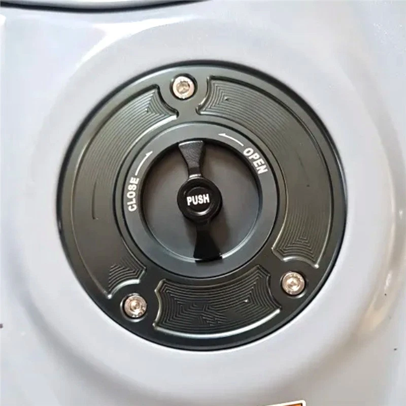 Tapa del tanque de combustible de liberación rápida para Suzuki GSXR600 750 1996-2003 GSXR1000 2001-2002 Foto 4 de 4