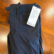 Lululemon ABC Pant Slim 32x34 Black Utilitech 4-Way Stretch Tapered Pant