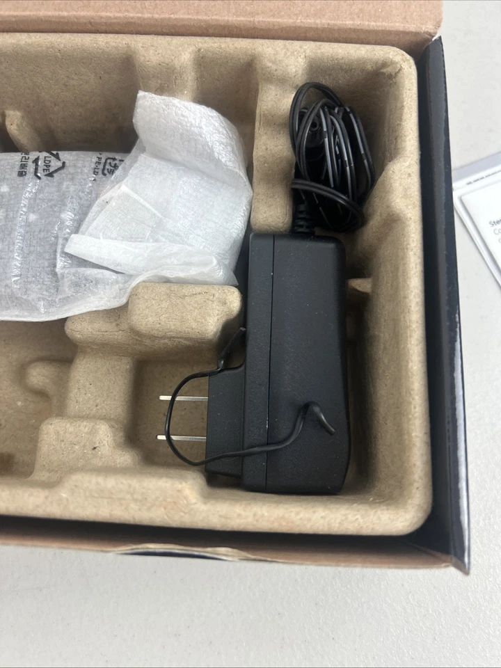 Reproductor multimedia de transmisión D-Link MovieNite Plus DSM-312 con control remoto Foto 3 de 4