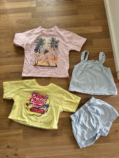 Estupendo conjunto de camisetas de niña Zara Mango talla 122 128 Excelente estado