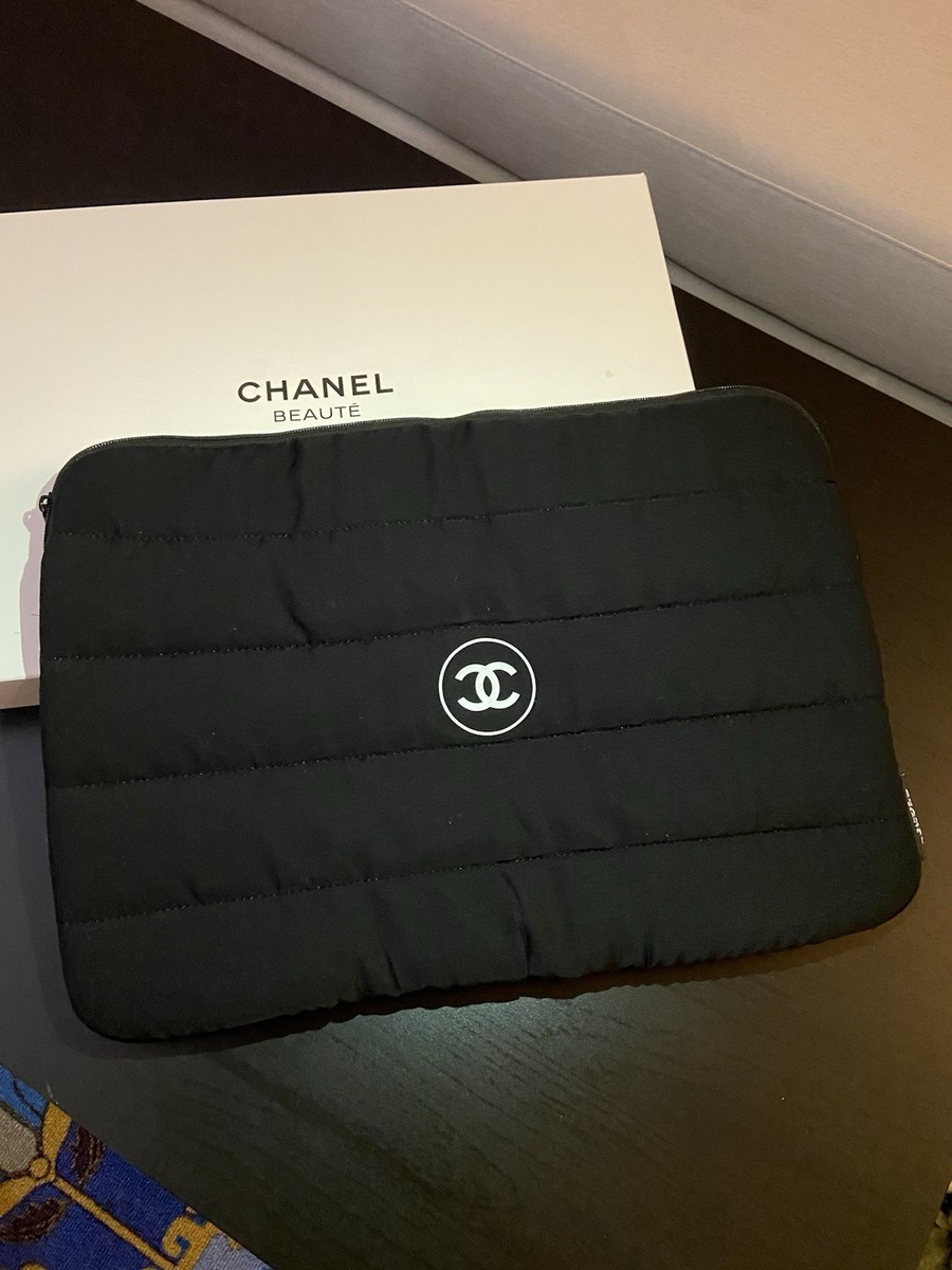 CHANEL Beaute Laptop Case With Zipper 16”x 11” NEW! | eBay