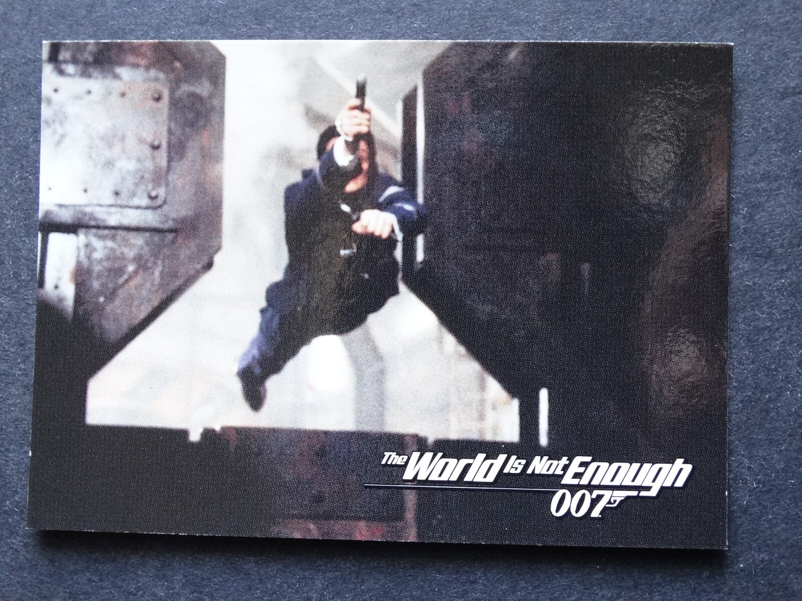 1999 Inkworks James Bond World Is Not Enough Card Complete Your Set U Pick 1-90 - Picture 45 of 118