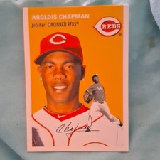 Topps Baseball Aroldis Chapman Cincinnati Reds #42 Autographed Base Set Card