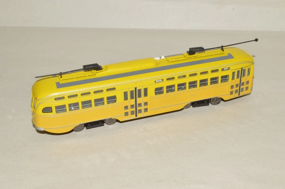 HO scale Bowser PCC trolley traction streetcar interurban San Francisco MUNI CA - Image 2 of 2
