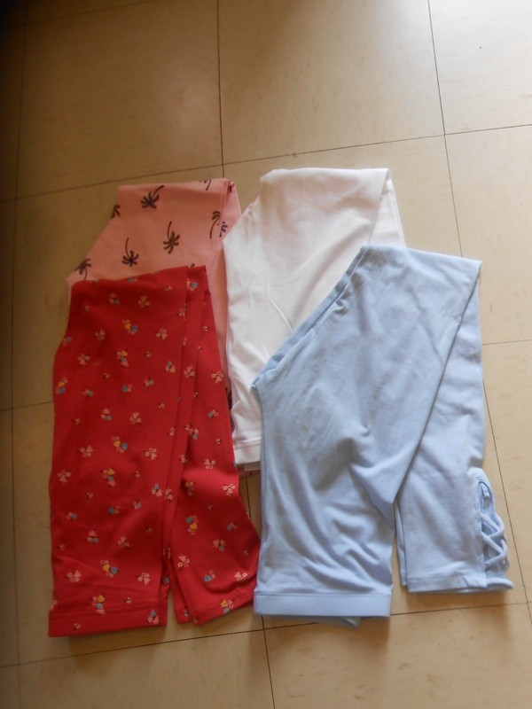 NWT LOT OF 4 GIRLS OLD NAVY MULTI-COLOR & SOLID LEGGINGS SIZE XL(14-16)