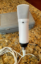 MXL D.R.K.  Desktop Battery Powered Condenser Recording Microphone Cables Stand