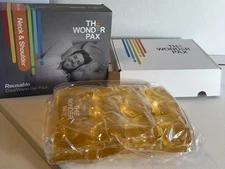 NEW Wonder Pax Reusable Cool / Warm Gel Pack Neck & Shoulder Size New Open Box