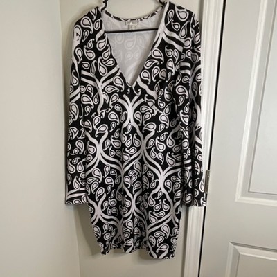 venus paisley boho dress VENUS MAXI Stunning V-Neck Bohemian Printed Silk Dress in Checkered Tangerine