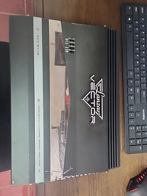 Lanzar Vector VCT-4110 Amplifier Selling For Parts