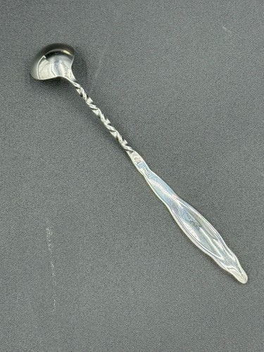 LILY OF THE VALLEY BY WHITING STERLING SILVER MUSTARD LADLE WITH NO MONOGRAM - Picture 5 of 6