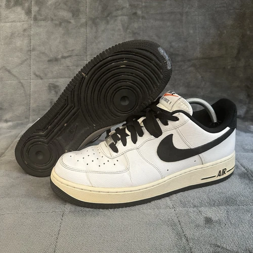 Air Force 1 (Suede Swoosh) White/Black 2014 Size 9 Rare! 488298-162 No Box