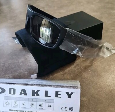 🔥 Oakley Drop Point Sunglasses - Matte Black Grey 009367 60mm