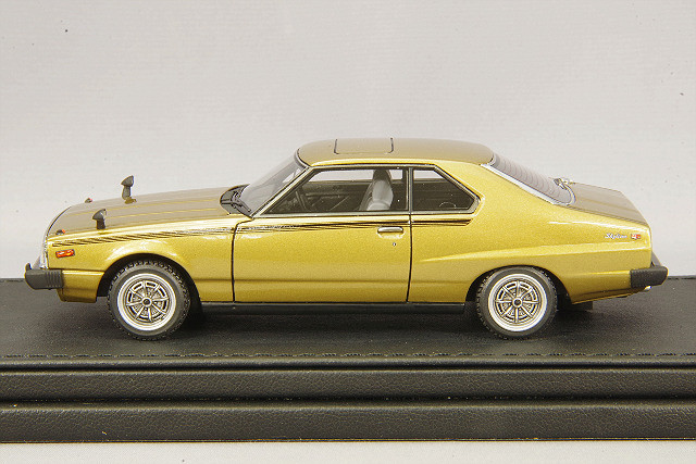 ignition model x TOMYTEC 1:43 Nissan Skyline 2000GT-ES