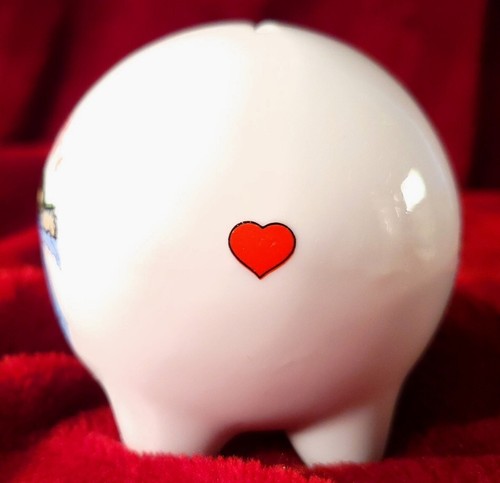 Cute White Ceramic Niagara Falls Canada Souvenir Piggy Bank. 3.5" Long. Hearts - Picture 4 of 9