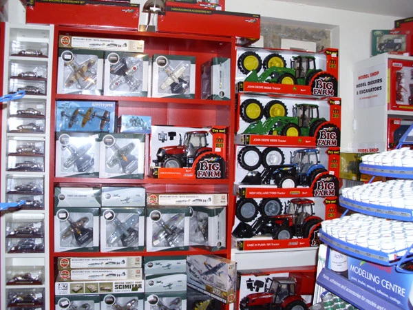 Metcalfe PO237 Country Station Pre Coloured Die Cut Card Kit 00 Gauge POD Post - Image 4 of 4