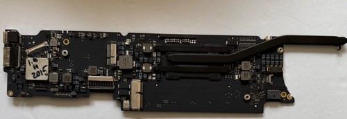 MacBook Air 11 A1465 Early 2015 Logic Board i5 1.6Ghz 4GB 820-00164-A