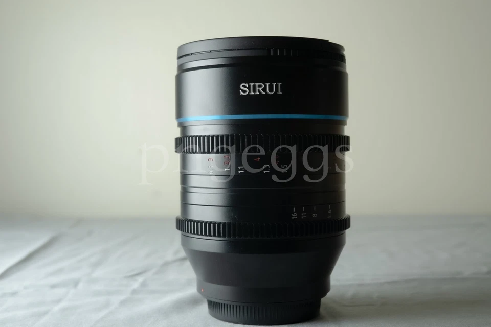 完好 Sirui 35 毫米 T2.9 1.6x 全画幅变形镜头(佳能 RF)带盒 #41857 — 第 4/4 张图片