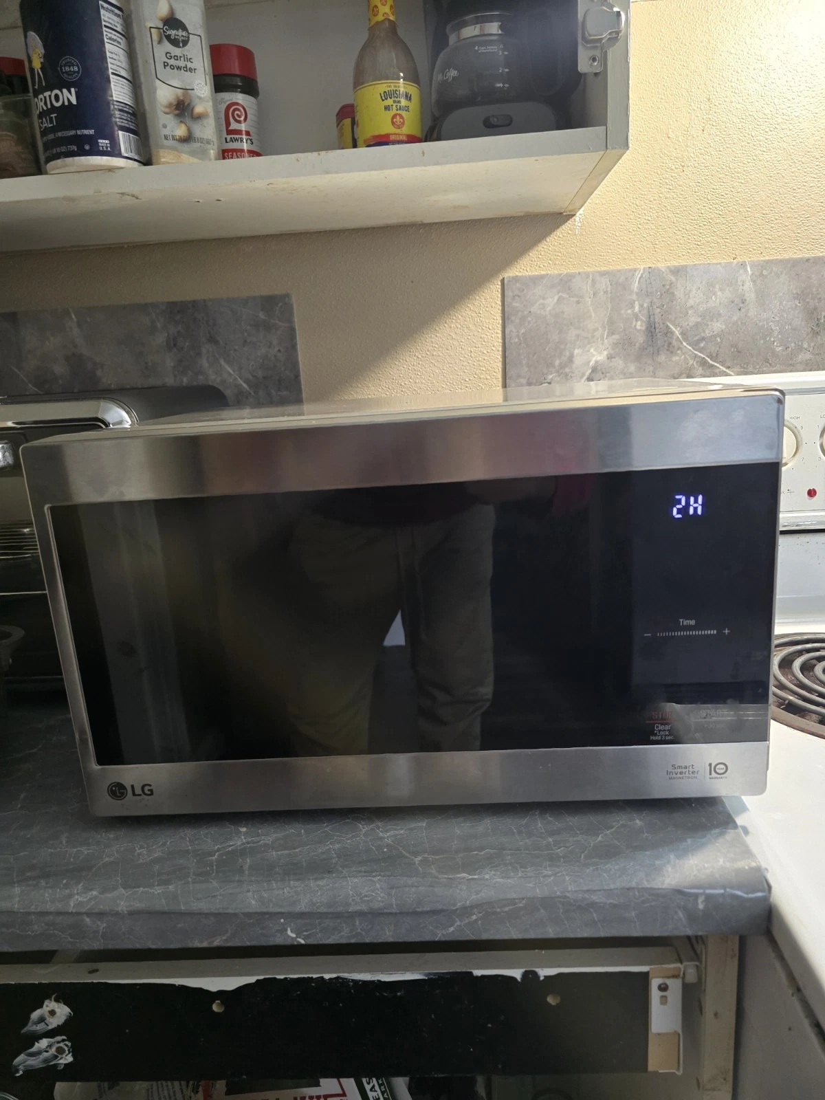 LG LMC0975ST Countertop Microwave Oven Stainless Steel Smart Inverter Magnetron
Opens in a new windo