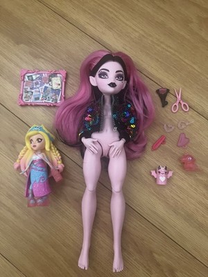 Monster High Draculaura Puppe Kleidung + Zubehör Ketten Ohrringe Schuhe Puppe