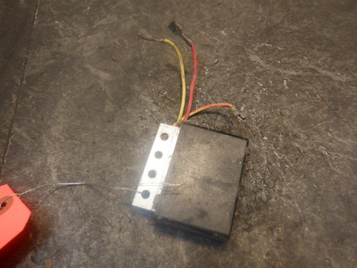1994 POLARIS TRAIL BOSS 250 VOLTAGE REGULATOR 4060087 8739 - Picture 2 of 2