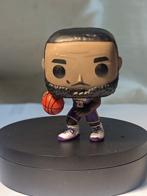 Funko Pop: #66 Lebron James (Lakers, Purple) : NBA : Loose OOB.