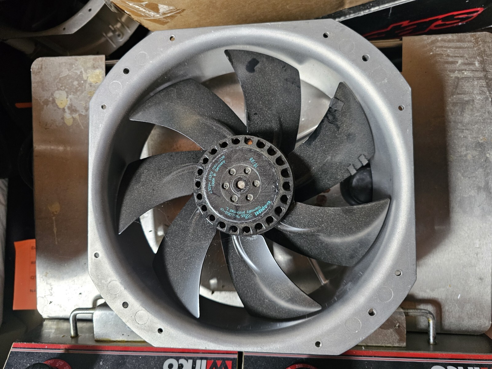 Picture 1 of 4