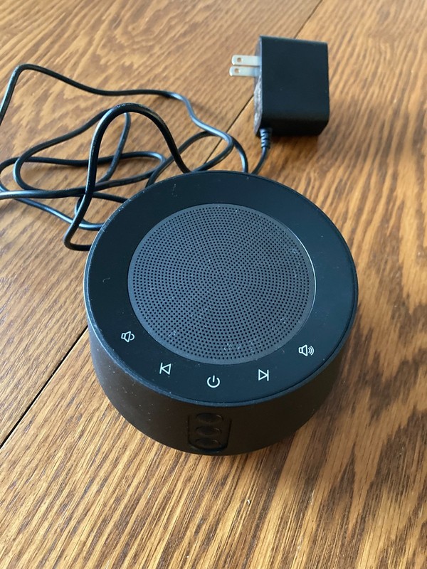 Letsfit Sleep Sound Machine Model T126L Black, used/excellent, functional
