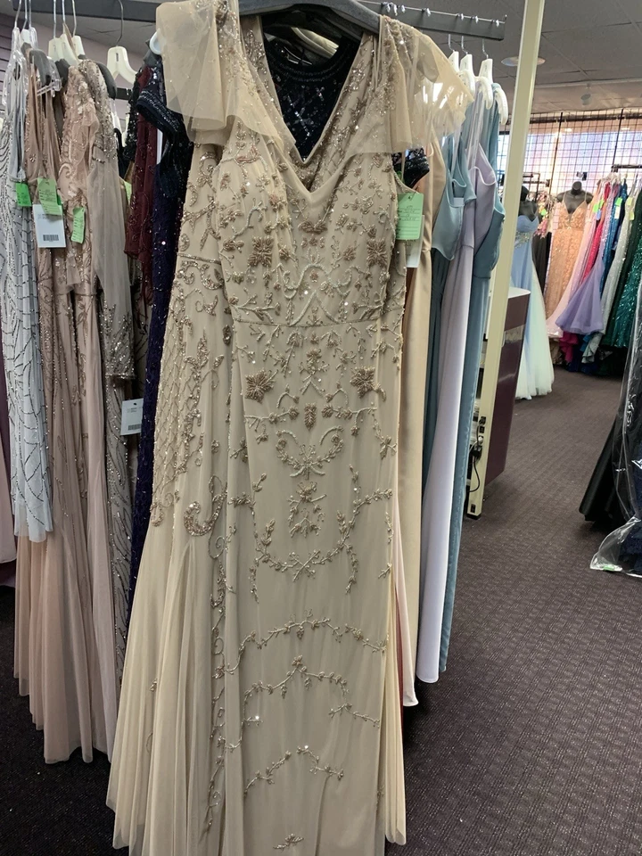 Adrianna Papell Champagne Evening Gown With Cold Shoulder NWT Size 16 - Image 4 of 4