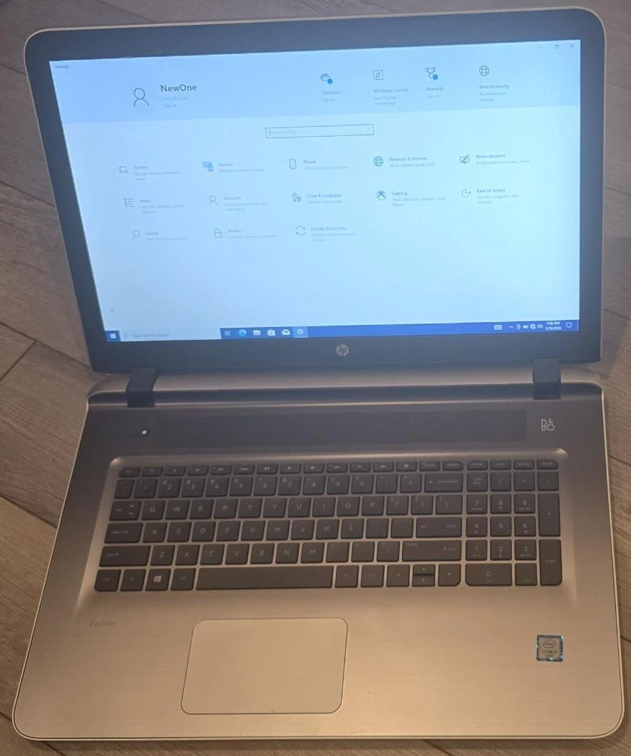 HP Intel Core i5 6th Gen. PC Laptops & Netbooks 1 TB SSD Capacity