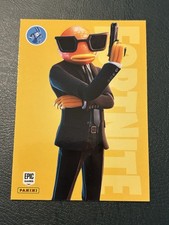 Panini Fortnite Contract Giller Rare Outfit #41 2021 Trading Card