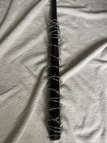 Walking Dead Lucille Barbed Wire COSPLAY Realistic Baseball Bat Full Size 33” - Picture 1 of 2