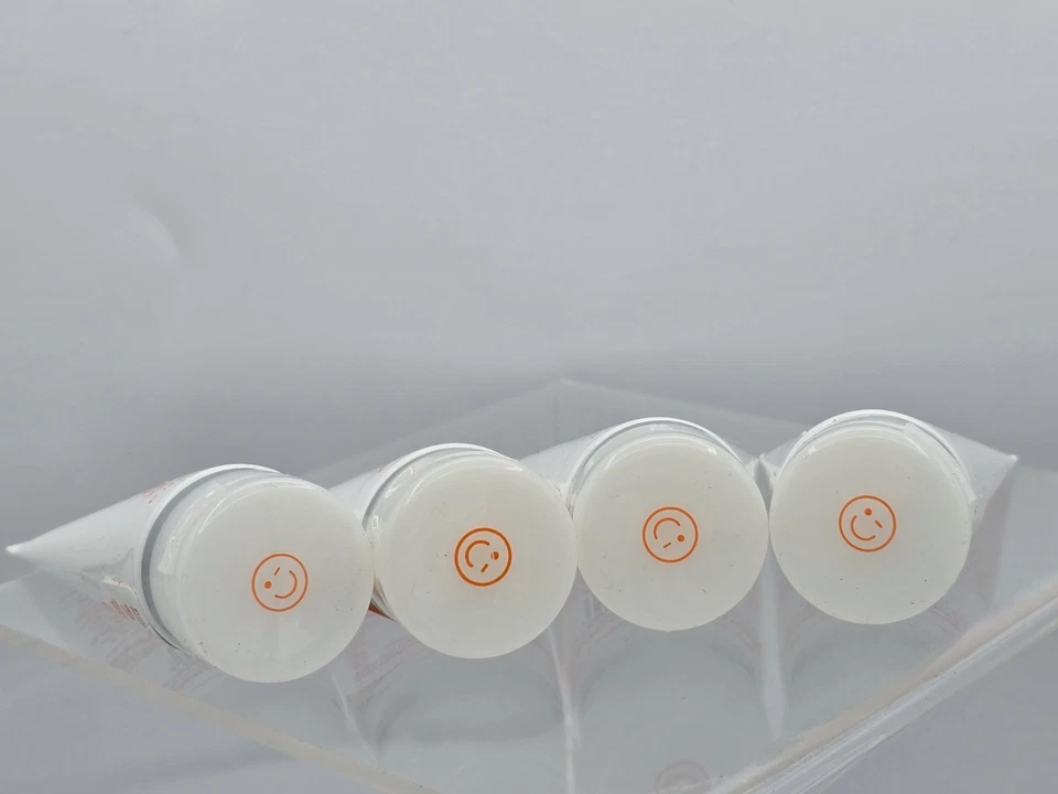 4 - KATE SOMERVILLE Exfolikate INTENSIVE EXFOLIATING TREATMENT 0.5 fl oz Each - Image 4 of 4