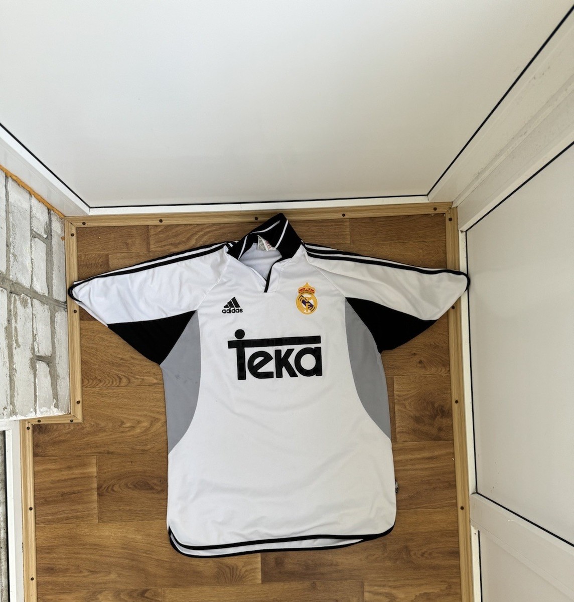 Real Madrid Home 1999/2000 Adidas Teka Vintage Soccer Shirt