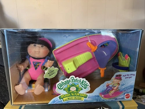 VTG 1997 Cabbage Patch Kids Splash 'N Fun Baby Doll Bra Robin w/Wave Cruiser
