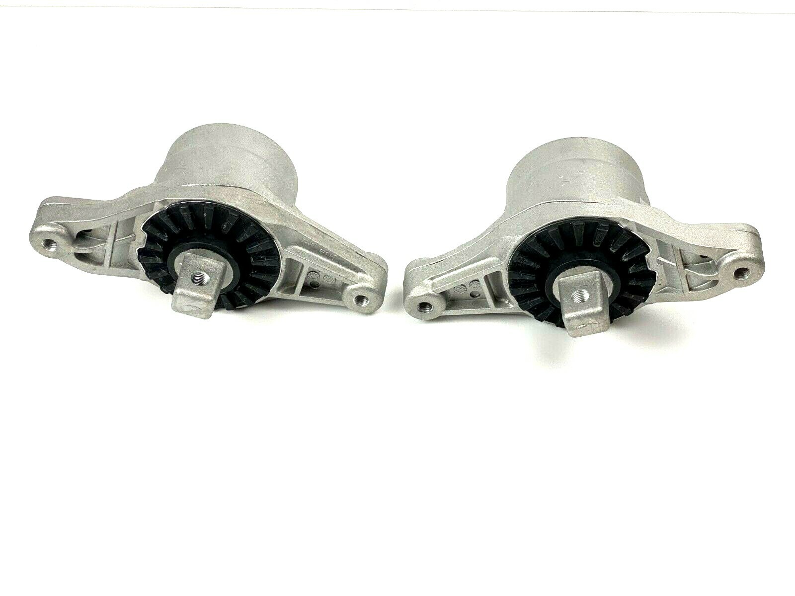 Maserati Ghibli Levante & Quattroporte Engine Mount Set x 2 - Genuine