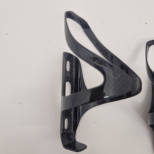Level carbon water bottle cages. Pair - Picture 12 of 16