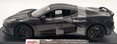 Maisto 1/18 Scale 46629 - 2020 Chevrolet Corvette Stingray Coupe - Black - Picture 3 of 5