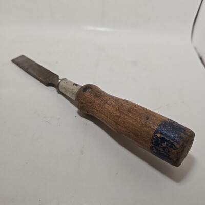 5/8  X 8 1/2  Wood Chisel With Wood Handle Vintage Retro Unbranded 