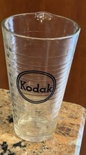1950S Kodak 1 Quart Beaker 8.25 Inch Tall 32 Ounce