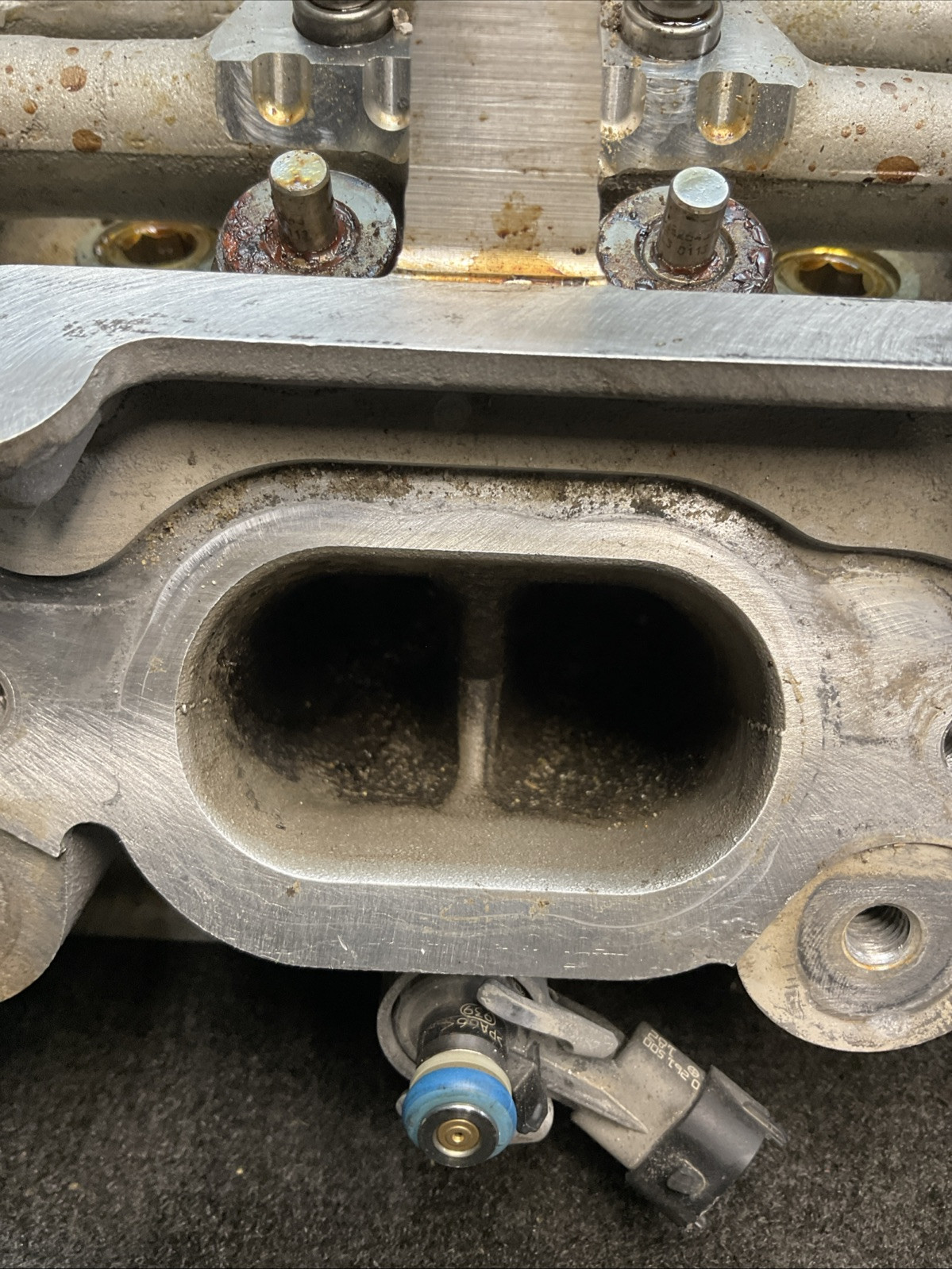 14-20 Maserati Quattroporte Engine RIGHT Cylinder Head 2282006 OEM 26K Miles
