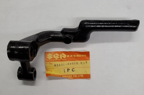 BAR, FRONT FOOTRETT RH | C,XC