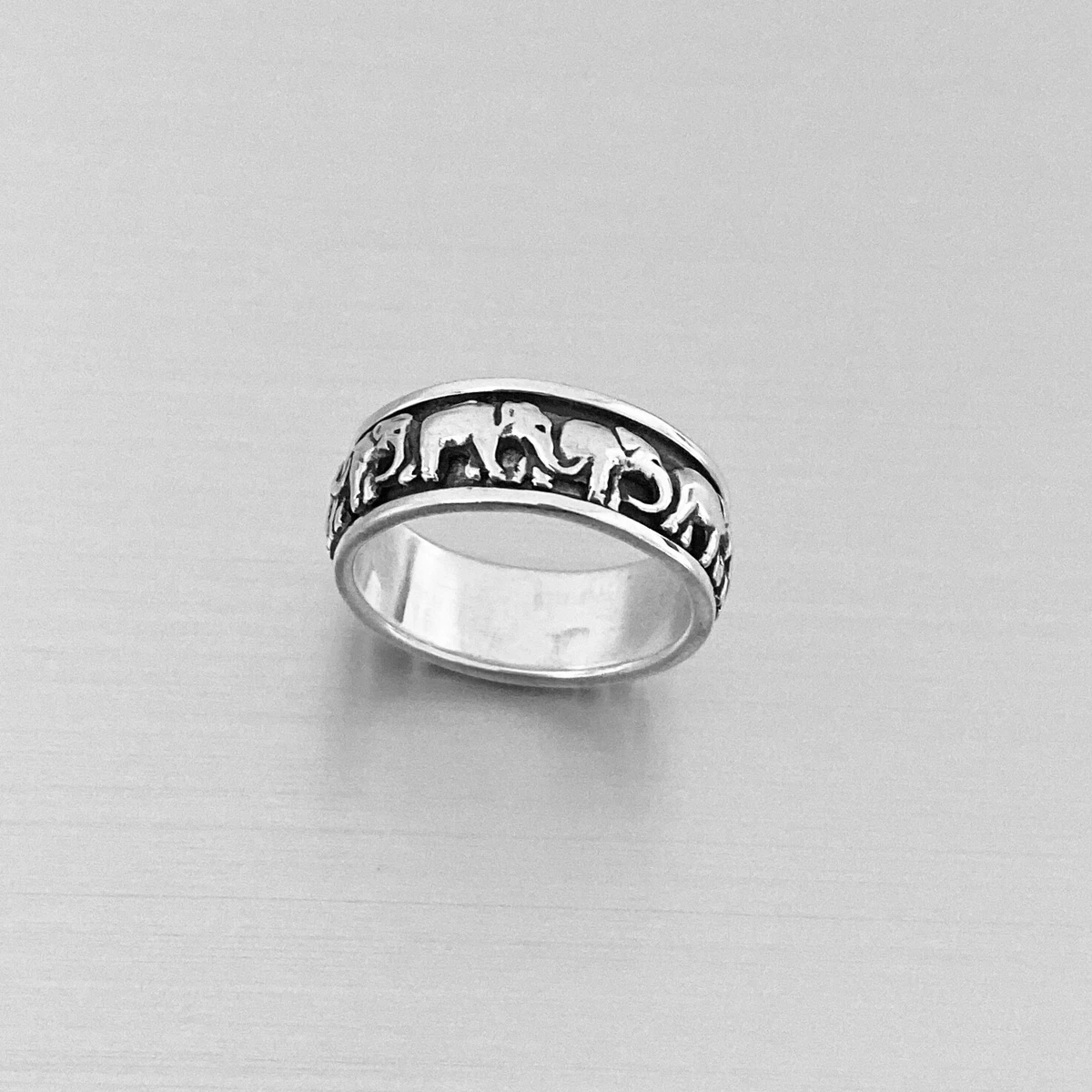 Sterling Sterling Marching Herd of Elephants Spinner Ring