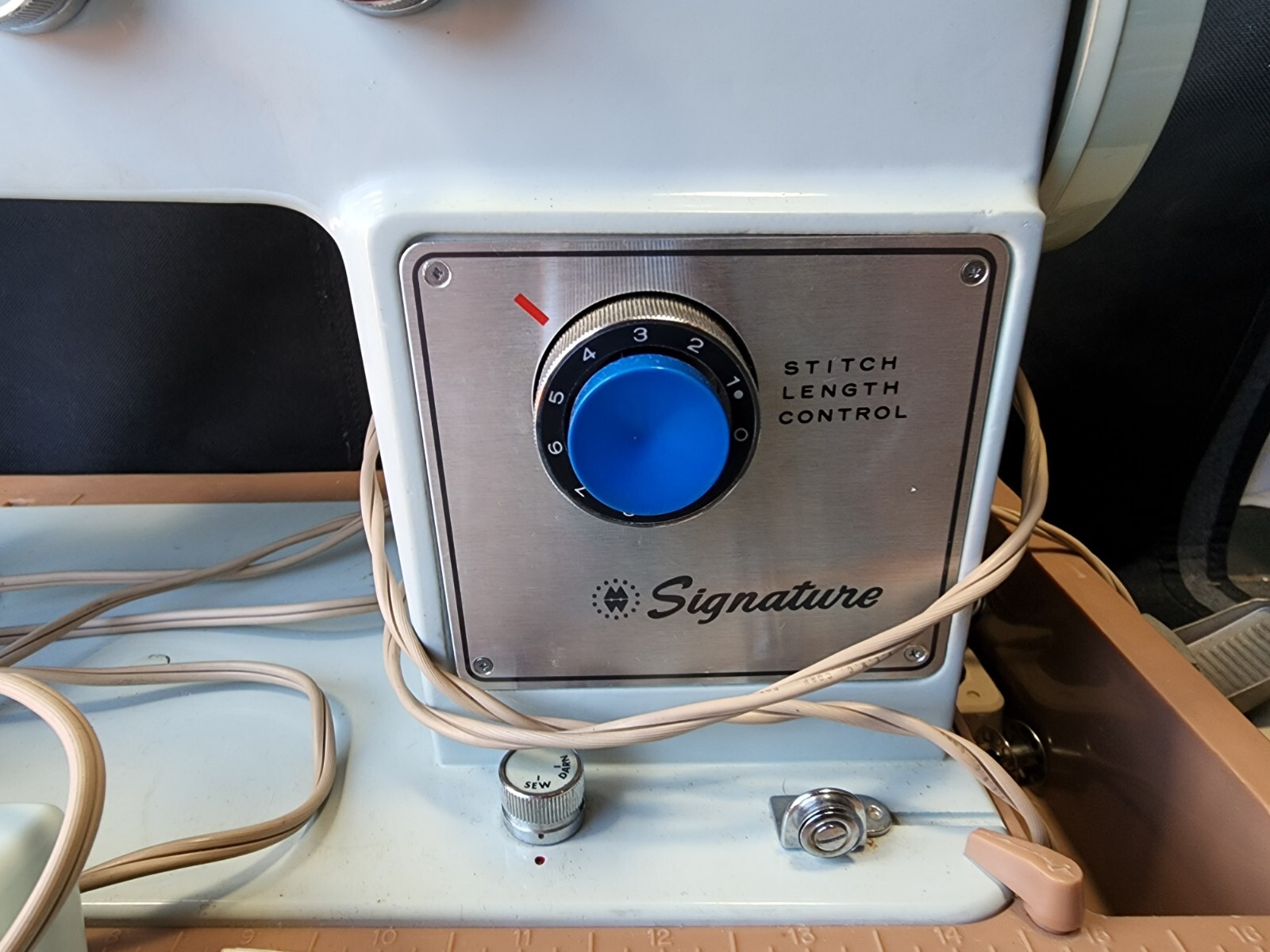 SInger signature Zig Zag Sewing Machine UHTJ276 Works Sews Complete Manual eBay