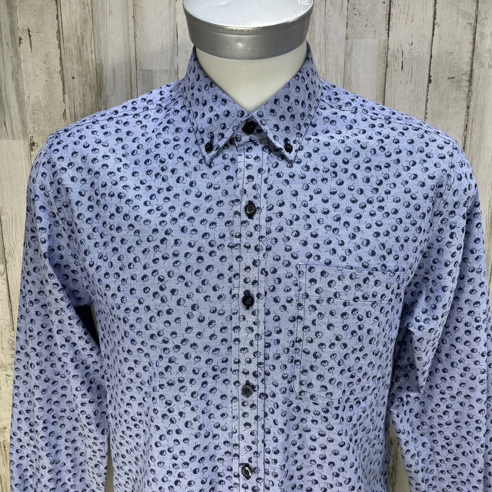 Men's Cutter & Buck Button Down Blue Shirt Size M Floral Pattern Long Sleeve U20 - Image 4 of 4