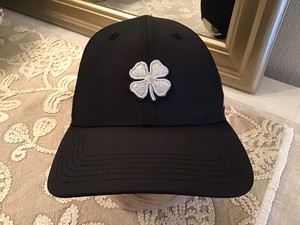 New BLACK CLOVER x TOPGOLF Women’s LIVE LUCKY Ponytail Golf Hat Cap, BLACK